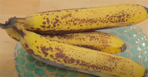 5 Of The Easiest Ways To Use Overripe Bananas