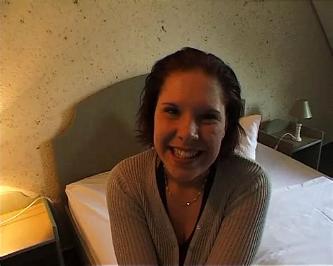 Lisa Jahre Brunette Kommt Schon Beim Fingern Porn E XHamster