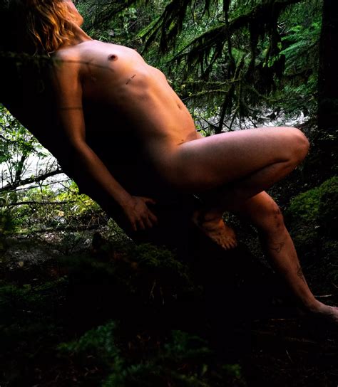 Resting In The Woods Nudes NakedAdventures NUDE PICS ORG