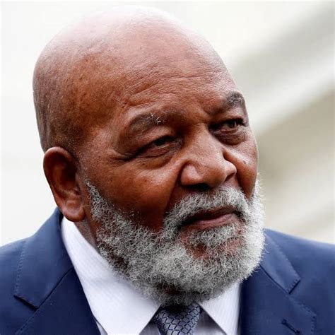 Nfl Legend Actor And Social Activist Jim Brown Passes Away At Age 87