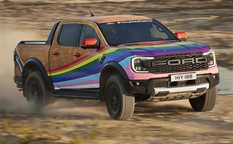 Ford Ranger Raptor Muito Gay é apresentada na Inglaterra