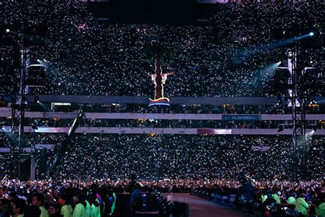 Bad Bunny World S Hottest Tour Estadio Azteca Me Hace Ruido