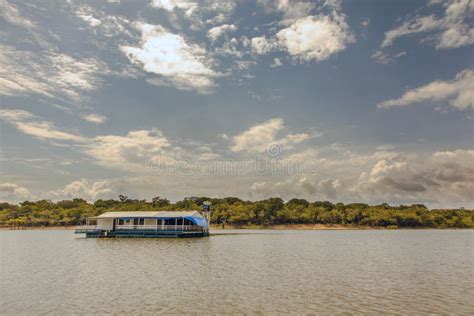 Floating House on Amazon River Stock Image - Image of floating, brazil ...