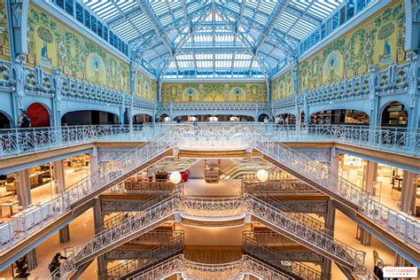 Exposition Sur Les Grands Magasins Parisiens à La Cité De L