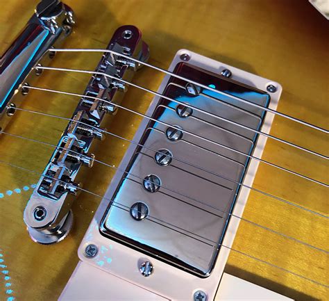 Guitar Pickups Explained Guitarguitar