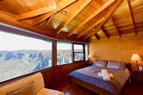 Best Blue Mountains Treehouse Accommodation In 2021 TreeHouseBnB