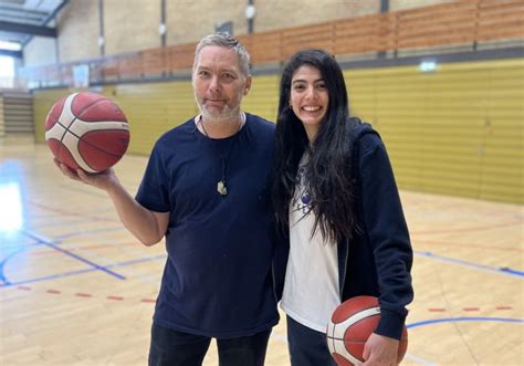 Basketball hjælper psykisk sårbare med at komme ud af døren Heleherlev