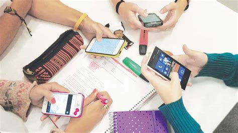 El Celular En Las Aulas Debate Abierto Para Su Aplicación Pedagógica