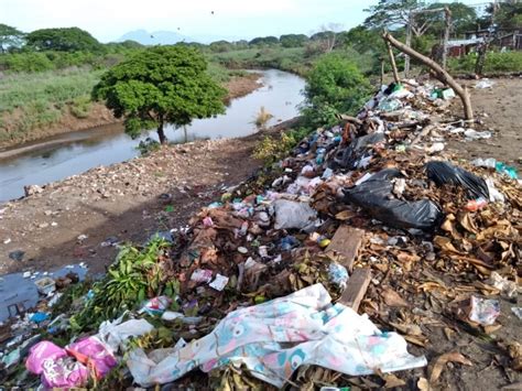 Contaminación Ríos Lagunas Y Arroyos Sigue Vigente En Zihuatanejo