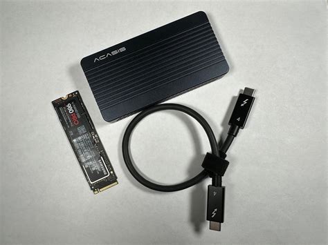 ACASIS TBU405 Thunderbolt 3/4 to M.2 NVMe Enclosure Review