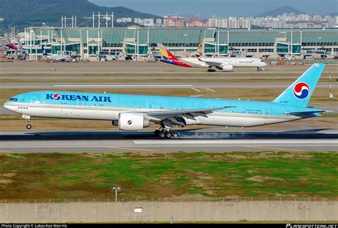 Hl Korean Air Boeing B Er Photo By Lukas Koo Man Ho Id