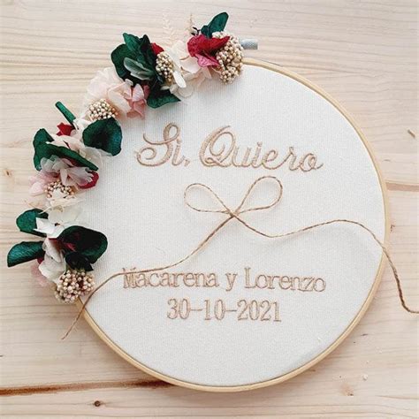 Bastidor Porta Alianzas Con Flores Modelo Princesa Madera Noviembre