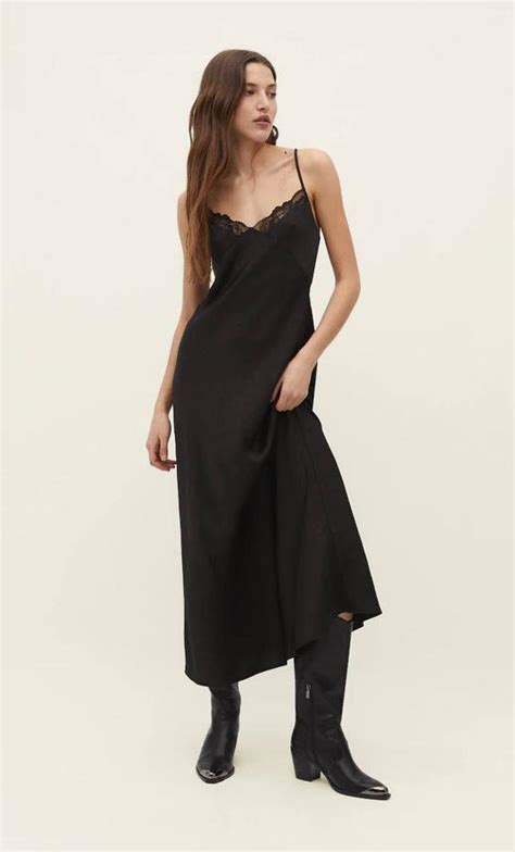 Los Elegantes Slip Dress Que Las Mejor Vestidas Llevan Para Solucionar