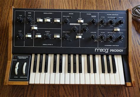 MATRIXSYNTH: Moog Prodigy Analog Synthesizer