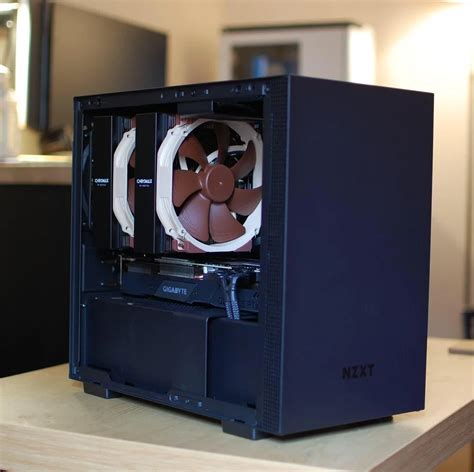 H210 And Noctua NH D15 NZXT Custom Computer Case Custom Computer