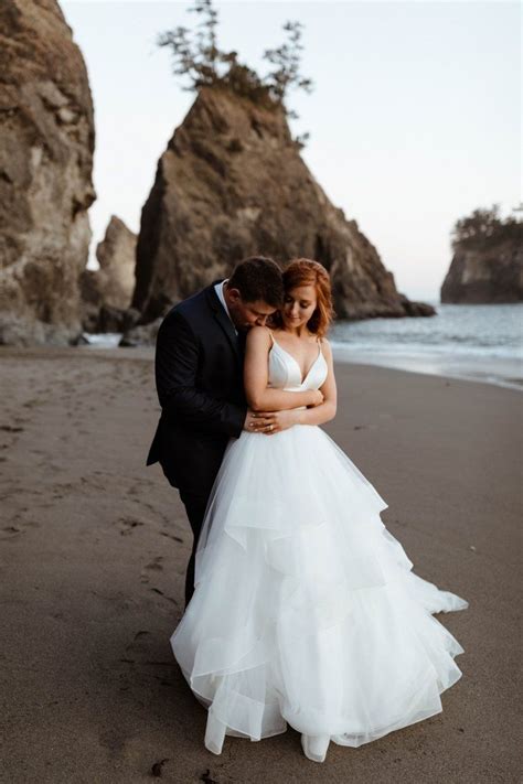 Pacific Northwest Beach Elopement In Brookings Oregon Beach