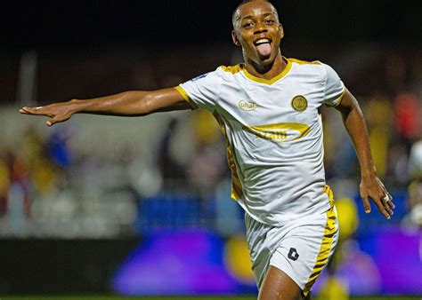 feisal salum rejects azam fc contract  kaizer chiefs links