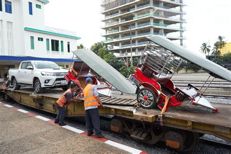 Phnom Penh Railway Station Cambodia Begins At 40