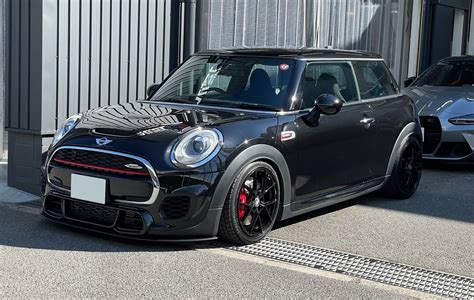 Mini F56 Jcw 車検整備、bremboローターで見た目良しコスパ良し、おススメです。 Allzu Motorenbau