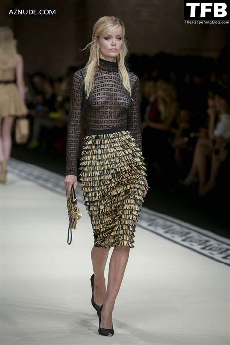 Frida Aasen Sexy Seen Flaunting Her Nude Tits And Hot Legs At Elisabetta Franchis Fashion Show