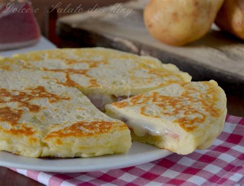 Focaccia Di Patate In Padella Con Cuore Filante Ricette Idee