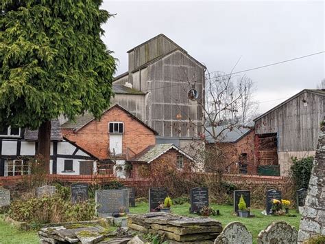 Farm At Letton Court Fabian Musto Cc By Sa Geograph Britain