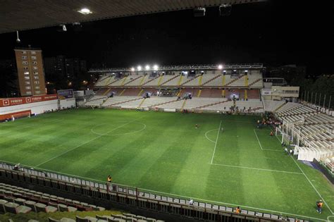 El Ayuntamiento Multa A La Comunidad Por No Reparar El Estadio Del Rayo