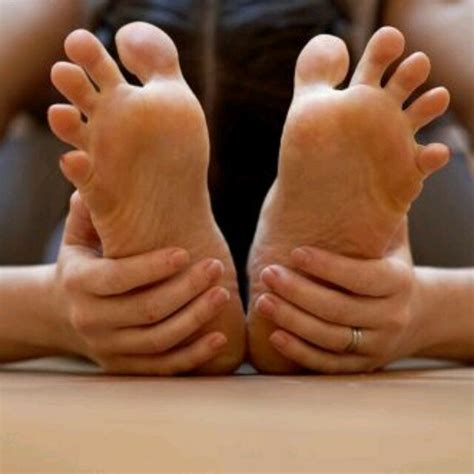 Toe Spreading By Allan B Exercise How To Skimble