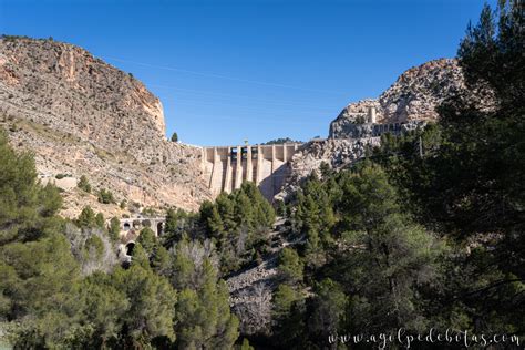 Ruta De Senderismo Chuchillos De Contreras En El Parque Natural De Las