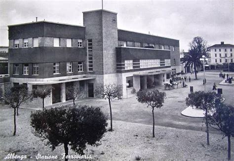 Gares et infrastructures ferroviaires 1918 1945 modèles et pratiques