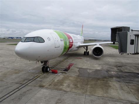 Airbus Delivers First A Neo To Launch Operator Tap Air Portugal