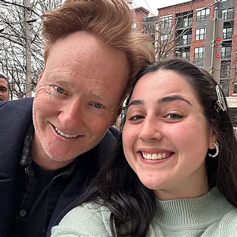 Conan O Brien Stops By Popular Ct Pizzeria Danbury Daily Voice