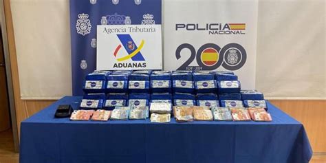 Una Banda De Narcotraficantes Que Operaba Desde Ecuador Y Colombia Fue