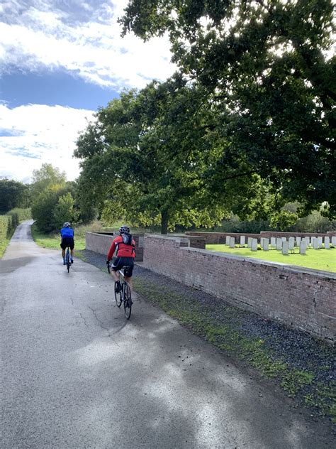 Oak Dump Cemetery Cycling The Battlefields