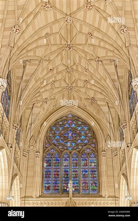 St Patricks Rose Window Saint Patricks Cathedral Nyc Details Of The