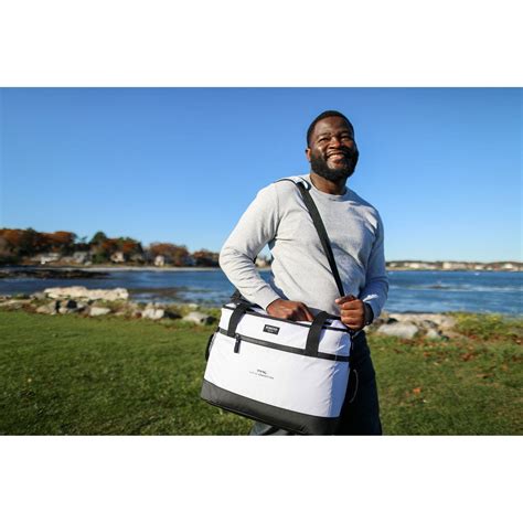 Igloo Maddox Xl Cooler Threadfellows