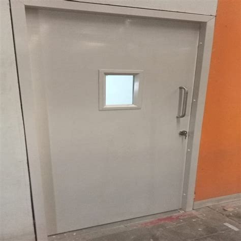 Polished Hmps Single Door For Commercial Thickness Mm Frame At