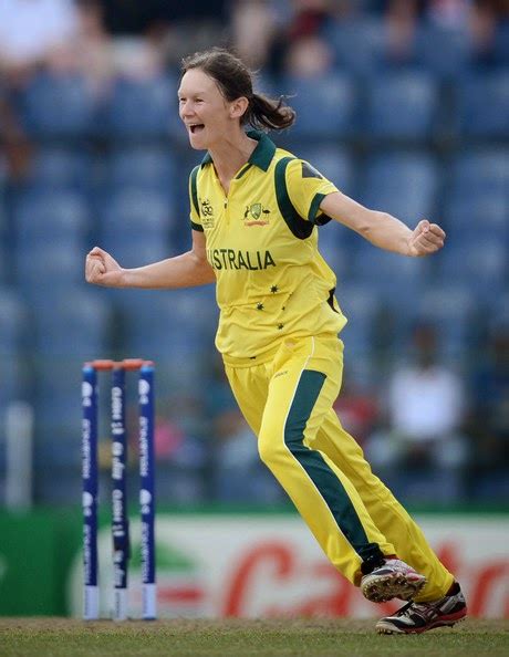 WOMEN CRICKETERS Julie Hunter Hot Images