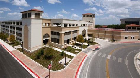 Texas State University Parking Garage - Raba Kistner