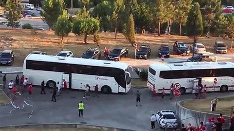 A imagens dos confrontos entre adeptos do Benfica e Sp Braga Vídeo