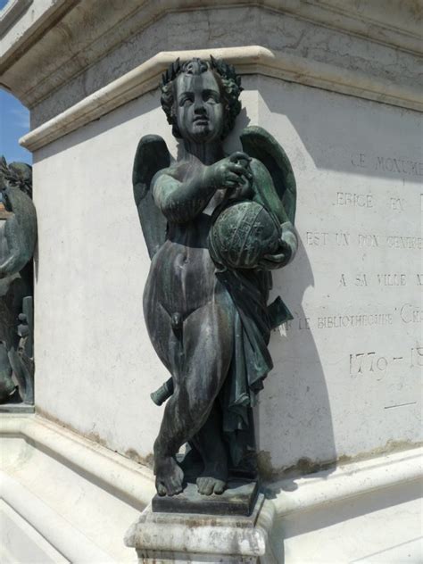 Monument au cardinal Antoine Perrenot de Granvelle Rue Édouard