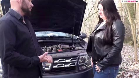 Bei Autopanne Notgeile Fahrerin Angewichst Free Hd Porn Xhamster