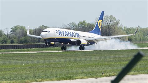 Veľké škrty v letoch Ryanair i Wizz Air zrušili viaceré linky z