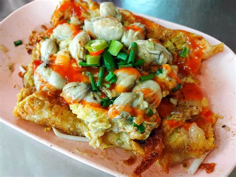 Oyster omelette แดงราชาหอยทอด Bangkok October 2022 Flickr