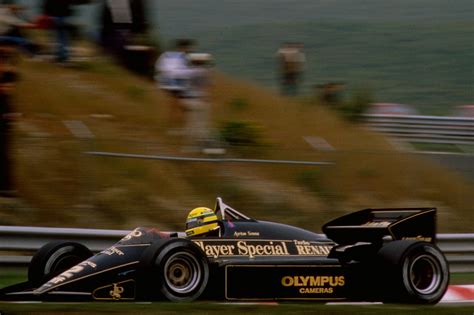 Photo Lotus Renault Ayrton Senna Renault Arr Te La F Retour