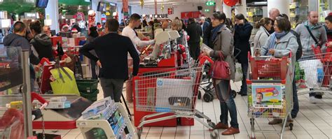 saint genis laval Le jour le plus long de lannée à Auchan