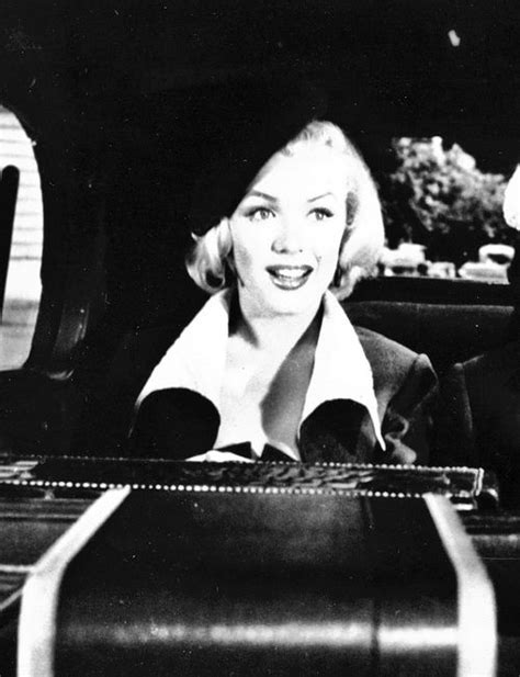 Marilyn Monroe On The Set Of Gentlemen Prefer Blondes Marilyn