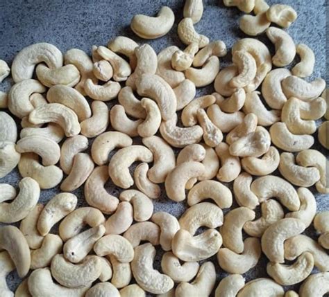 Whole W320 Steamed White Cashew Nut Loose At Rs 640 Kg In Chennai ID