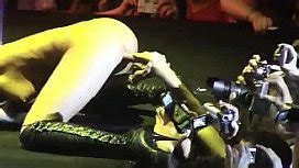 Brunette Striper Gets Wild And Naked XNXX