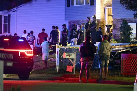 Eeuu Al Menos Tres Muertos Y Tres Heridos Dejó Un Tiroteo Masivo En Una Residencia De Maryland